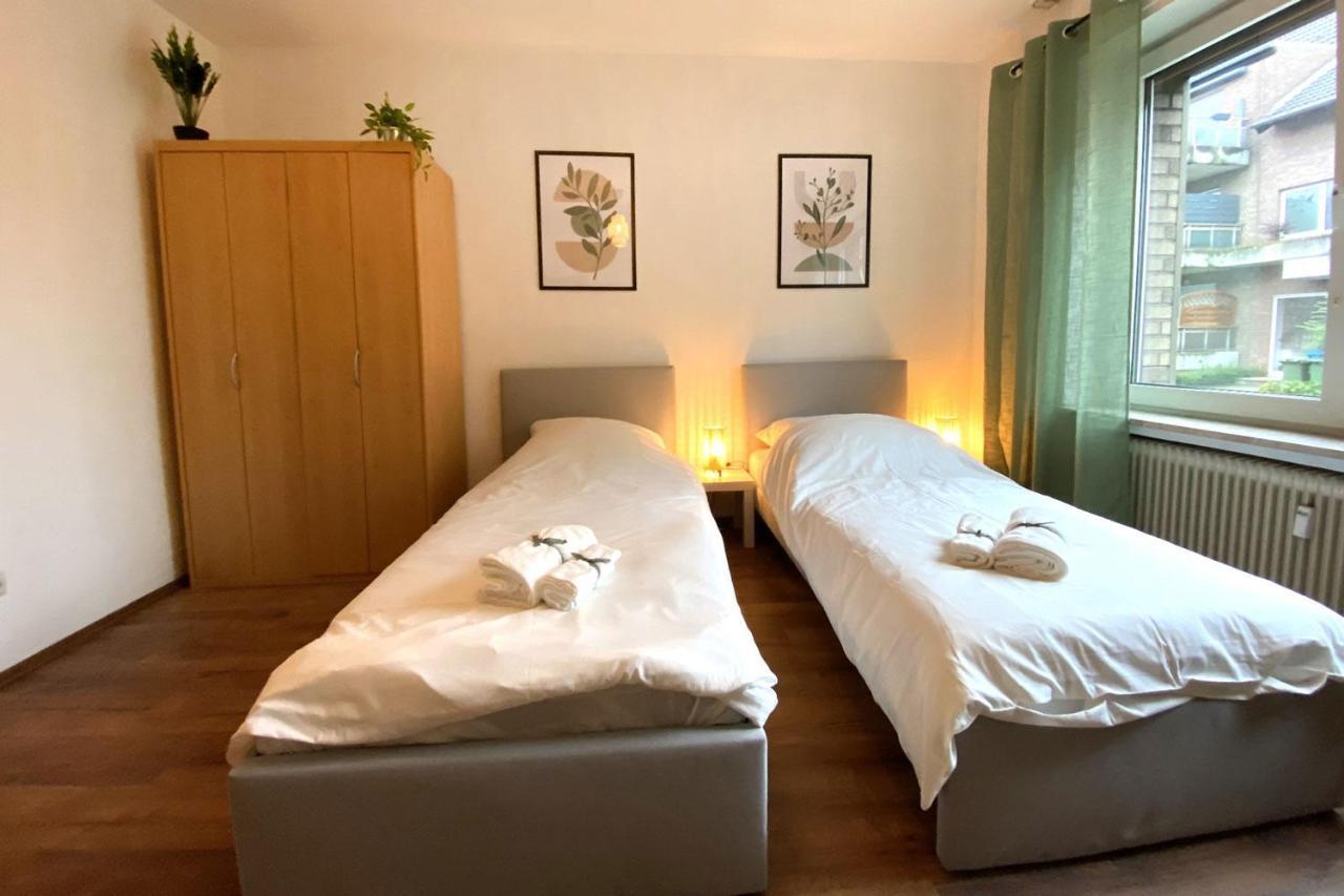Cozy Apartment In Oberhausen 오버하우젠 외부 사진